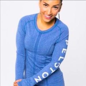 💙Peloton S/M phat buddah long sleeve top 🦄